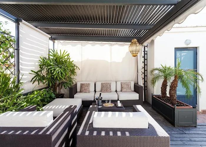 City Rooftop Paradise - Space Maison Apartments
